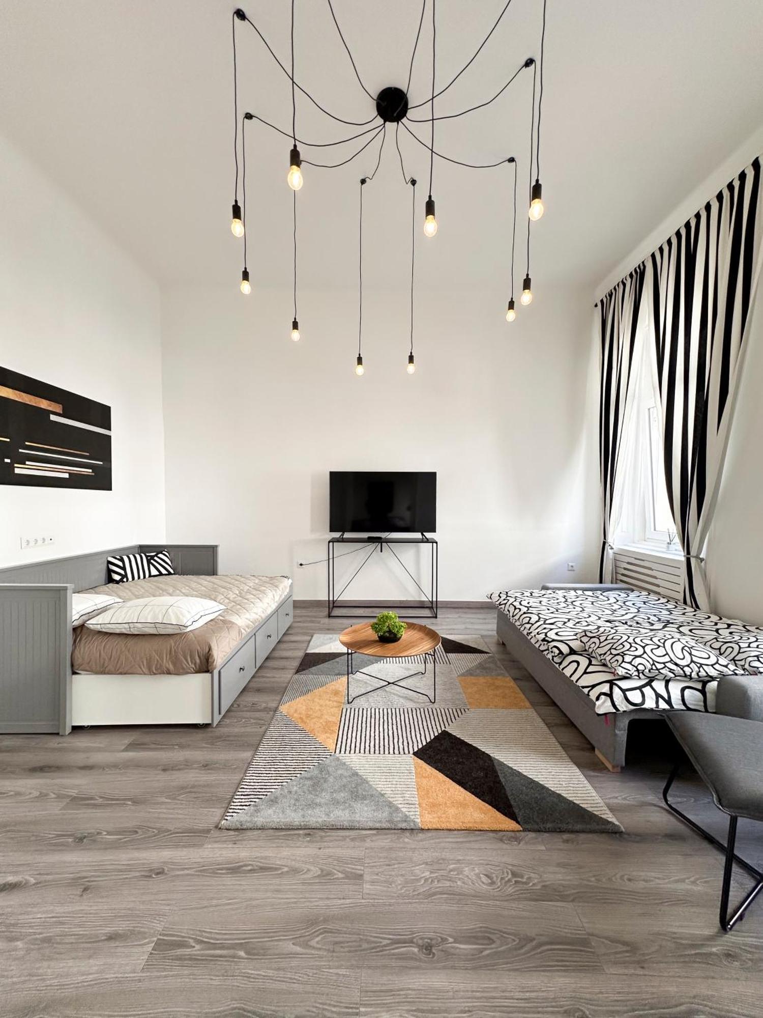 R&R Central Apartment Budapest Eksteriør bilde